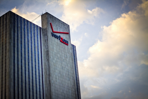 Luis Mejía Polémica NSA Verizon corporación edificio nyc