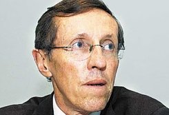 Javier Duque izquierda Navarro Wolf