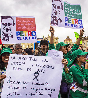 Petro se queda