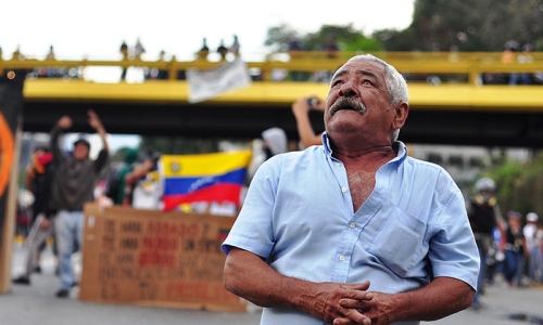 Si Venezuela está tan mal, ¿por qué no cae Maduro?
