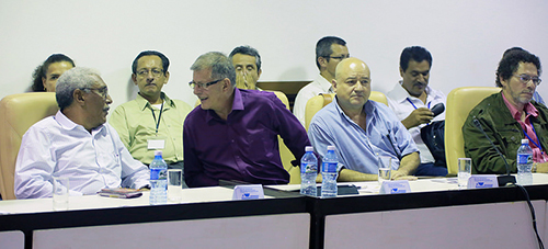 Delegaciones de Paz del Gobierno y las Farc en el Palacio de Convenciones de La Habana, Cuba.
