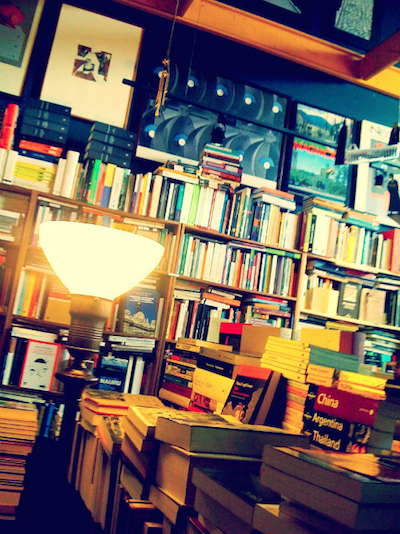 Stand en la Feria del Libro de Bogotá en el año 2014.