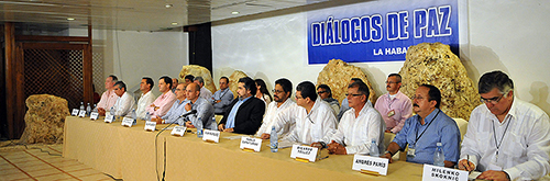 Las delegaciones de paz del Gobierno Nacional y de las FARC en La Habana, Cuba.
