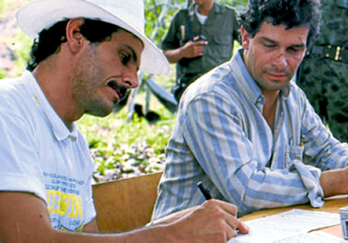 Rafael Pardo como Consejero de Paz y Carlos Pizarro Leongómez en las negociaciones con el M-19.