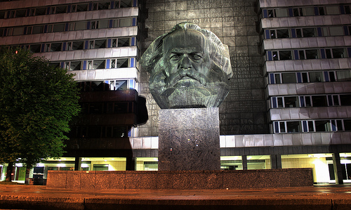 Busto del filósofo, economista y sociólogo Karl Marx en Alemania.