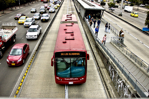 Bus de Transmilenio en la carrera 30 de Bogotá.