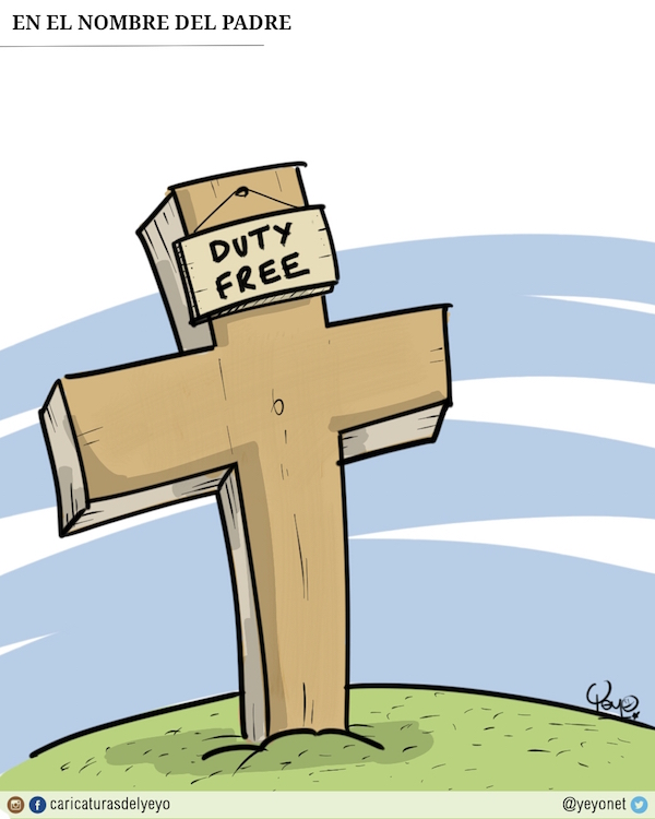En el nombre del padre. Una cruz con un letrero de Duty Free