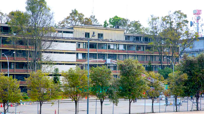 Antiguo Ministerio de Transporte. 