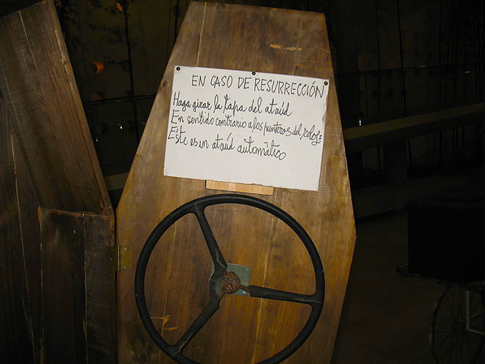 Instalación de Nicanor Parra en el Centro Cultural Palacio La Moneda, santiago, en 2007. 