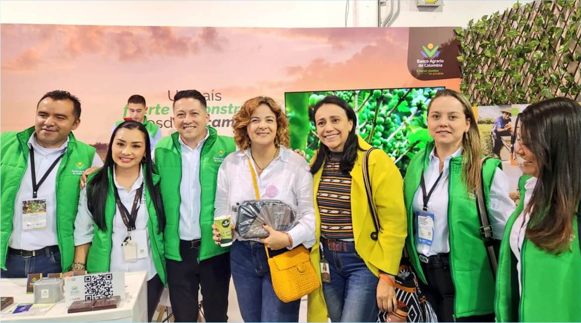 Ministra-Bancoagrario-gobierno-agro-Jaime-Reyes