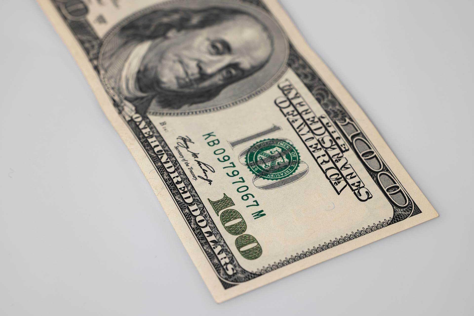  El dólar a 3.700: entender la volatilidad más allá del ruido 