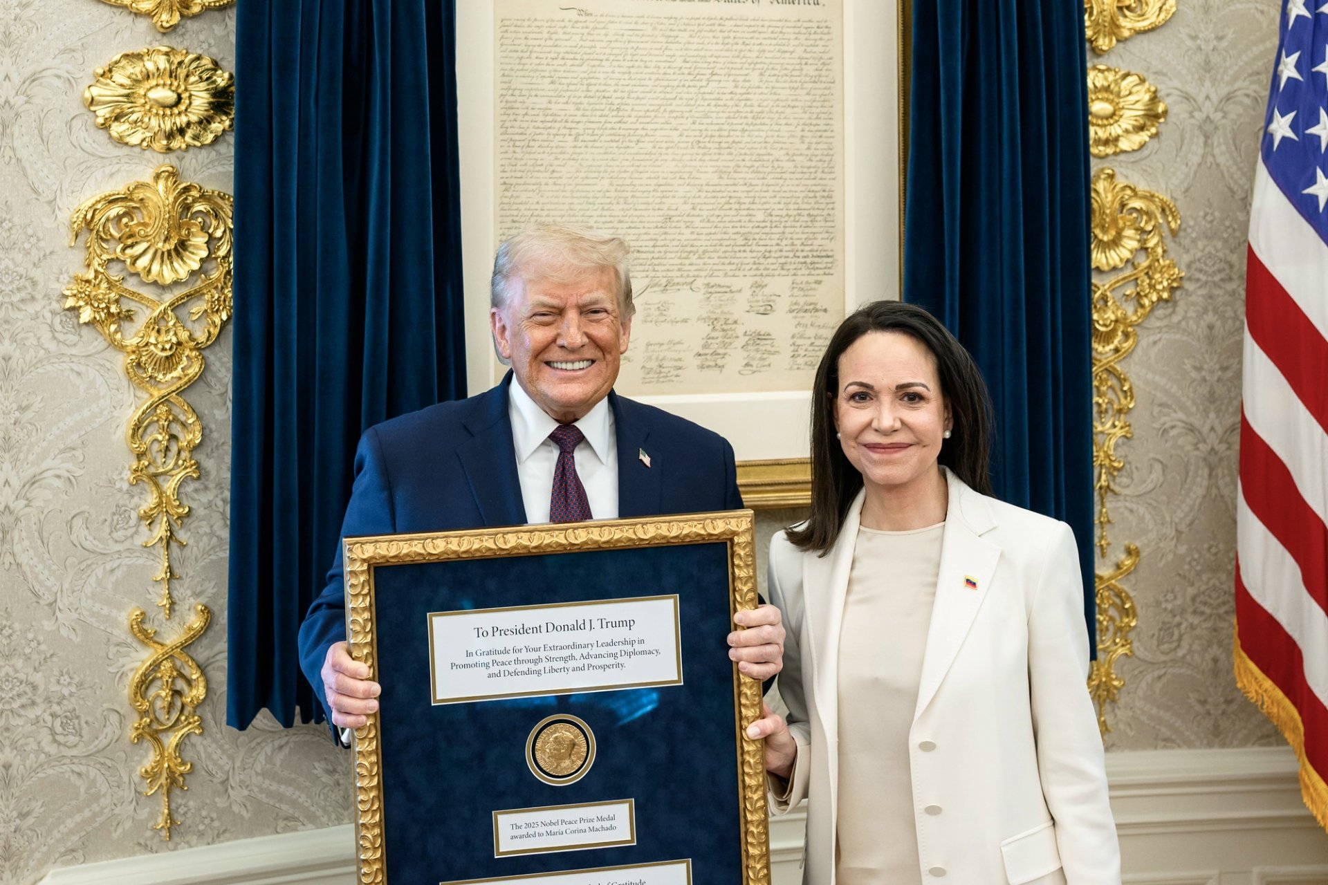  María Corina Machado y el uso simbólico que le está dando a su medalla del Nobel de Paz 